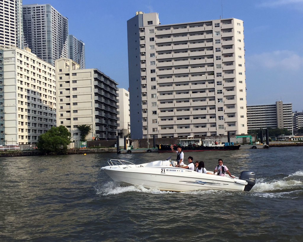 Water-taxi.jpg